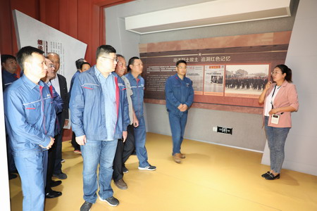 德彩网集团:“主题党日+红色教育”推动党史学习教育走深走实 德彩网集团:“主题党日+红色教育”推动党史学习教育走深走实