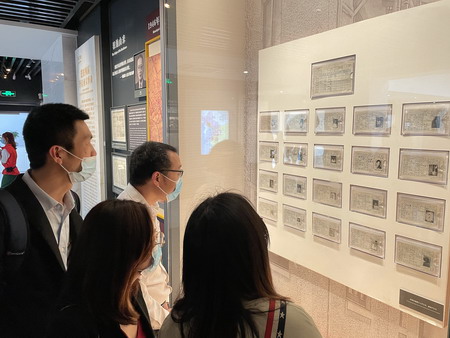 德彩网集团:“主题党日+红色教育”推动党史学习教育走深走实 德彩网集团:“主题党日+红色教育”推动党史学习教育走深走实