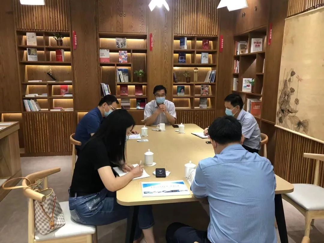 章朝阳会见中科院南京未来能源系统研究院执行院长张华良 章朝阳会见中科院南京未来能源系统研究院执行院长张华良