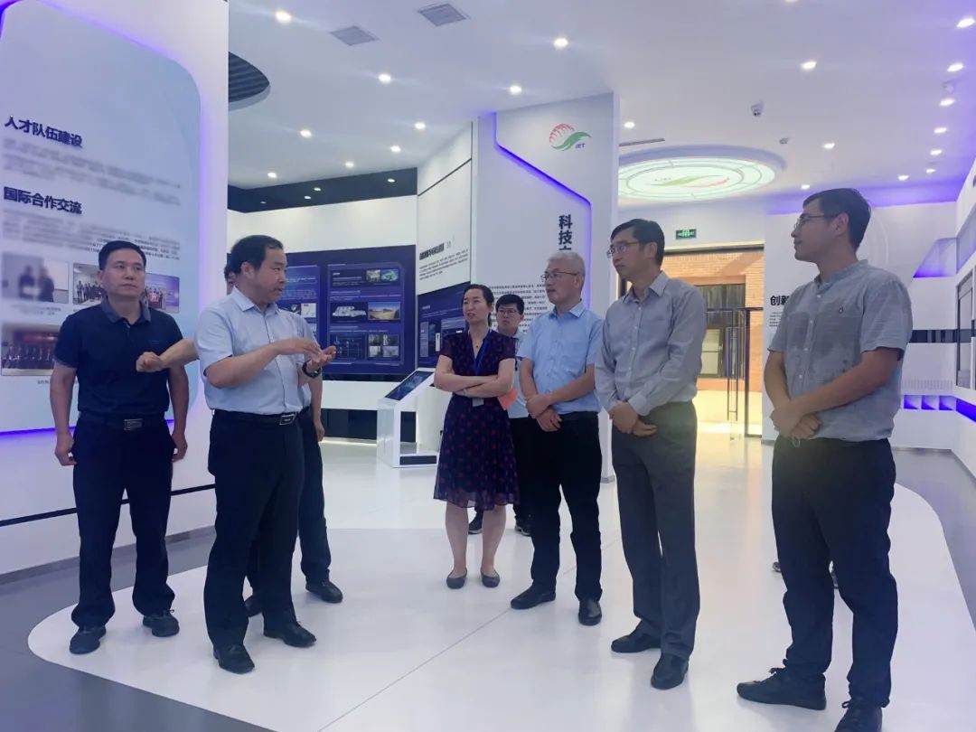德彩网集团党委书记 董事长章朝阳赴中科院工程热物理研究所考察交流 德彩网集团党委书记 董事长章朝阳赴中科院工程热物理研究所考察交流