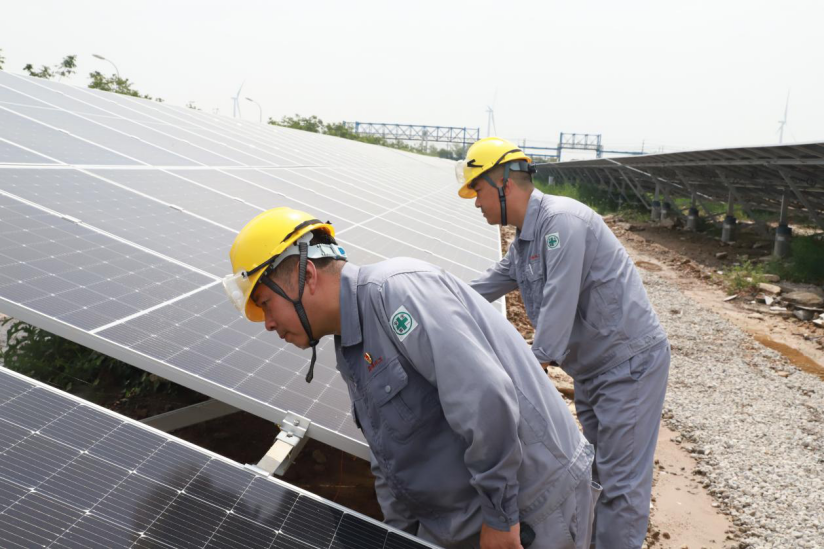 德彩网集团:战高温斗酷暑,致敬坚守一线的最美德彩网人! 德彩网集团:战高温斗酷暑,致敬坚守一线的最美德彩网人!