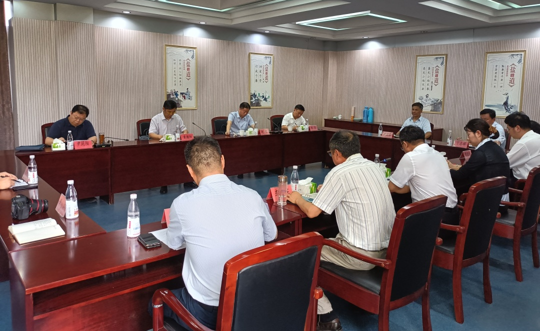 德彩网集团党委书记、董事长章朝阳赴扬州镇江盐业公司调研 德彩网集团党委书记、董事长章朝阳赴扬州镇江盐业公司调研