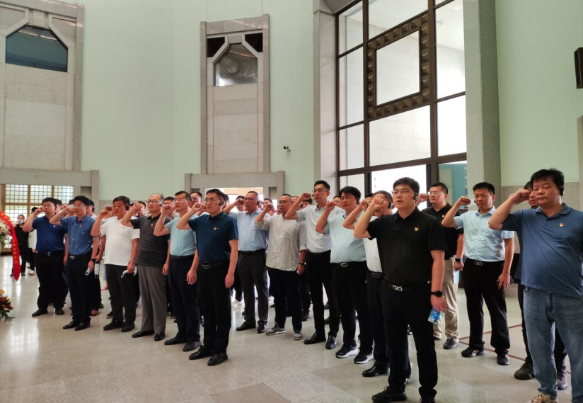 深刻领悟“两个确立”决定性意义 坚决担起“勇挑大梁”重大责任——德彩网集团“迎接二十大，勇担新使命”主题教育培训班综述