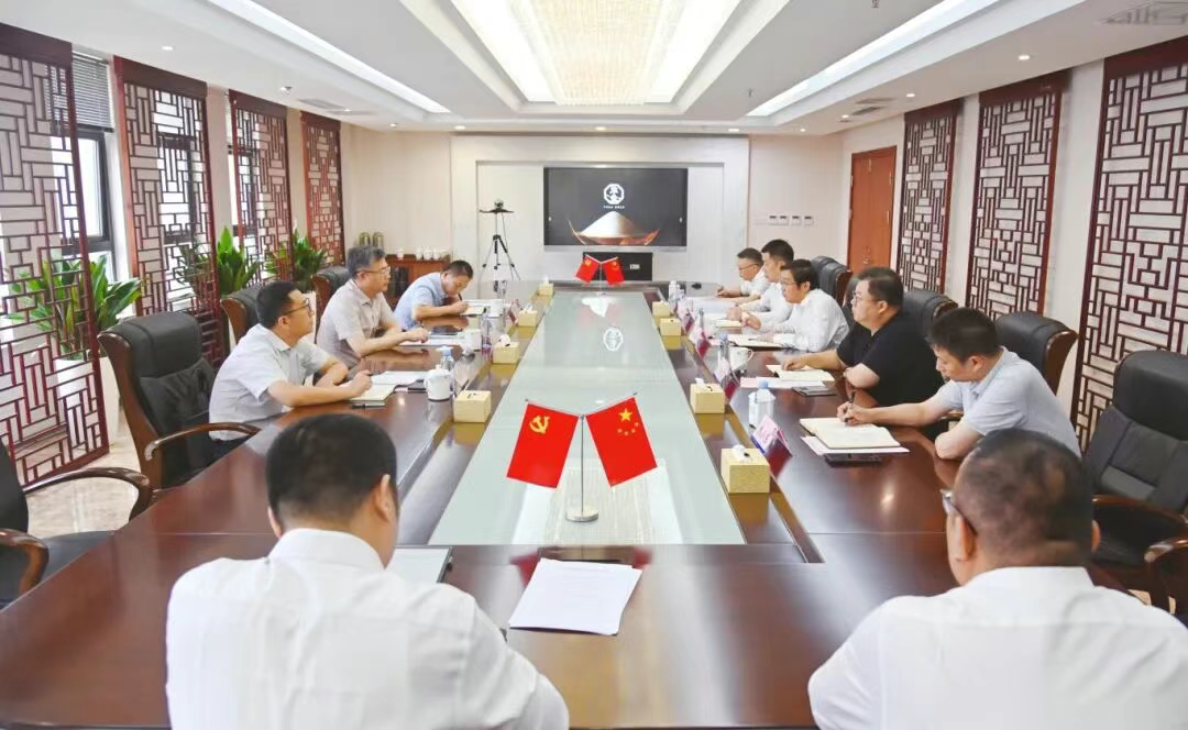 省国资委副主任、党委委员勾凤诚到德彩网集团调研 省国资委副主任、党委委员勾凤诚到德彩网集团调研