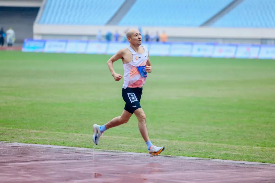 德彩网集团在省部属企业第二届职工运动会中获佳绩